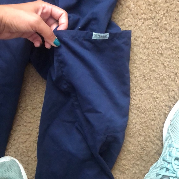 Grey’s Anatomy Barco Elastic Navy Scrubs - Picture 2 of 6